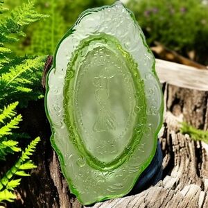 Uranium‎ Glass Victorian Lady Trinket Pickle Dish Parasol RARE Soap Tray Antique